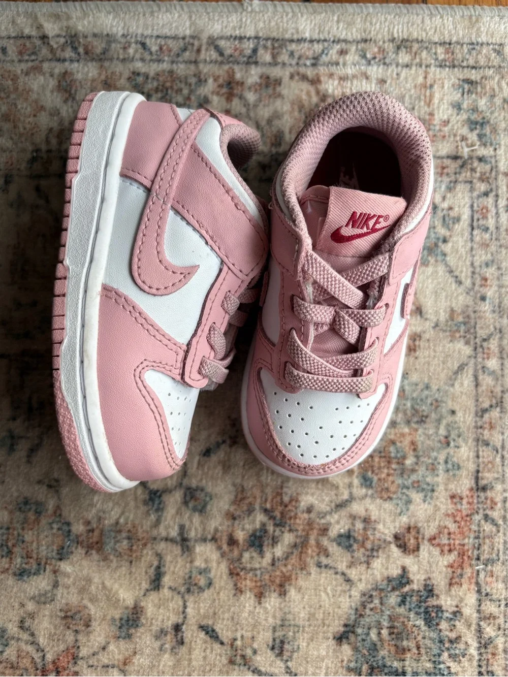 6C Toddler Girls Rose Pink & White Nike Slip On Dunks